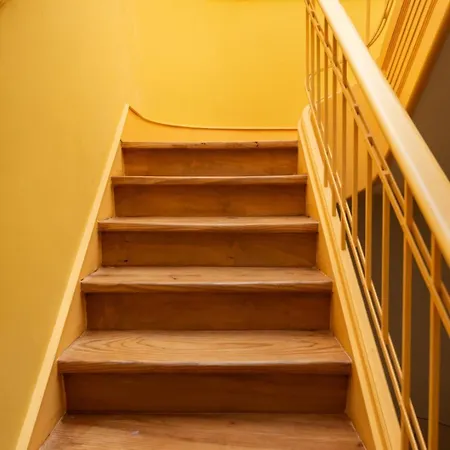 Pretty Penthouse On A Quiet St Close To Everything Appartement Lissabon