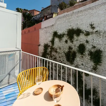 Appartement Pretty Penthouse On A Quiet St Close To Everything *